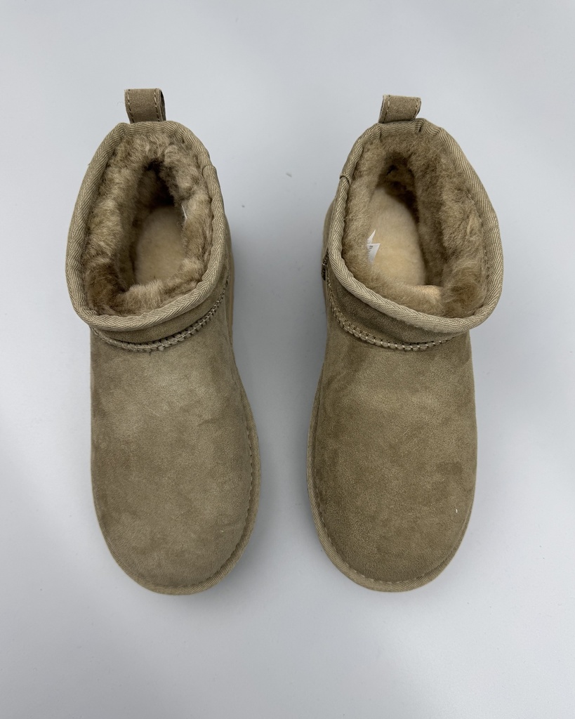 UGG Classic Ultra Mini