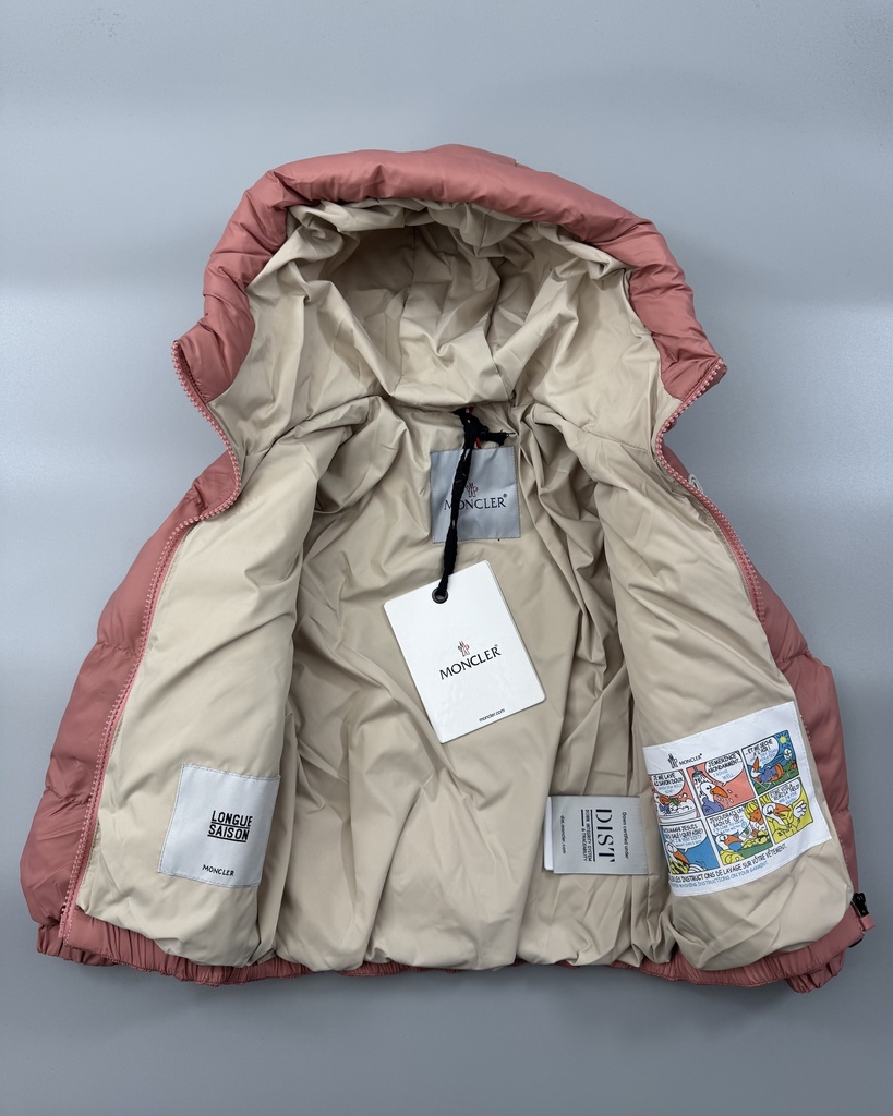 Moncler Puffer Jacket 9073