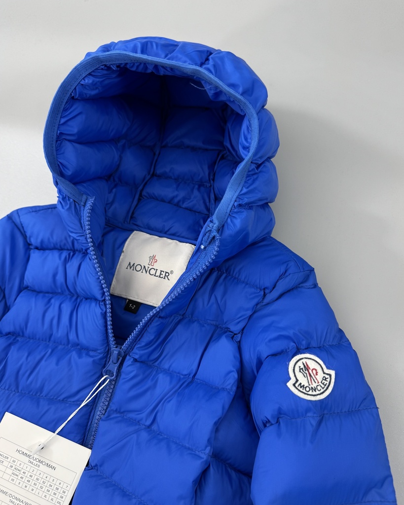 Moncler Puffer Jacket 1043