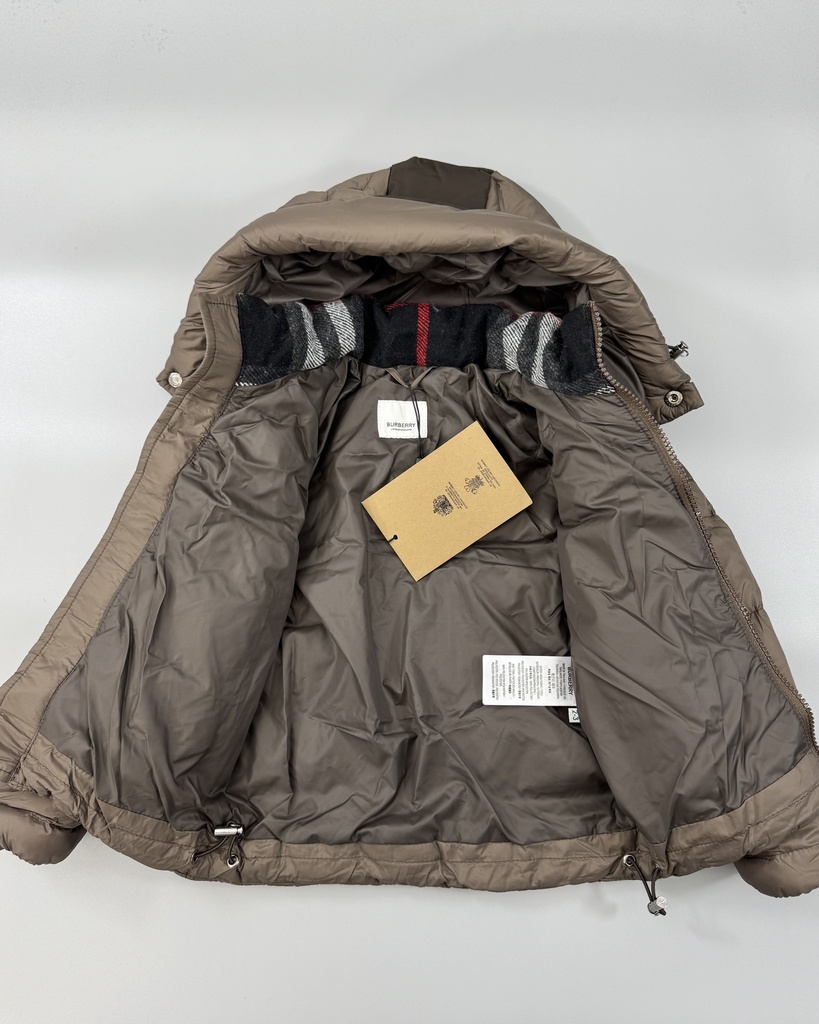 Burberry Puffer Jacket 9062