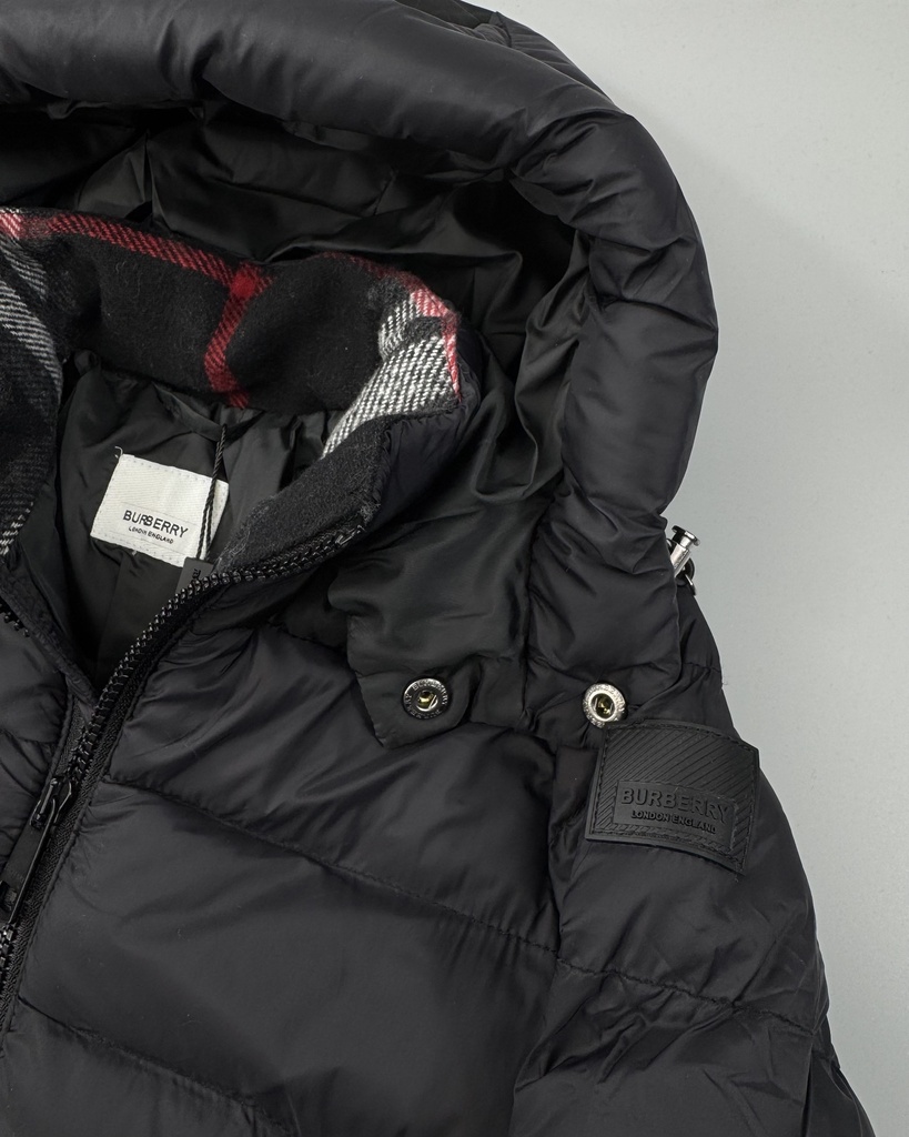 Burberry Puffer Jacket 9062