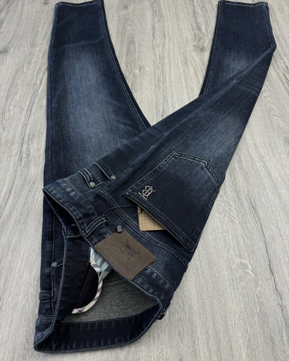 Burberry Denim Jeans B7713