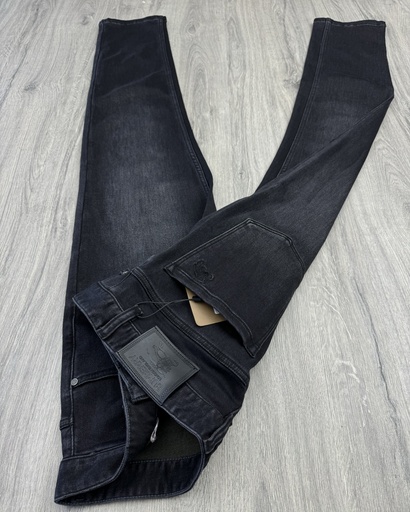 Burberry Denim Jeans B7711